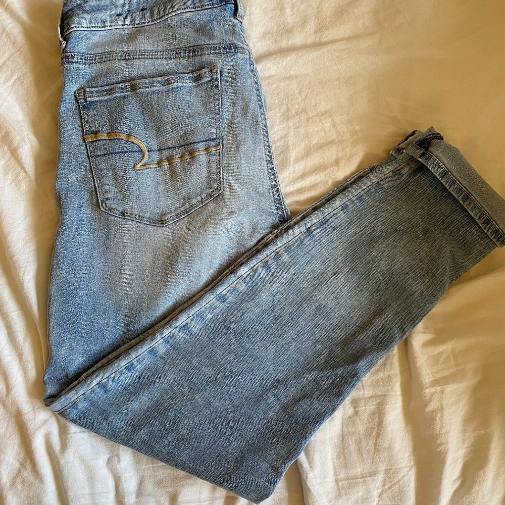 American Eagle / Low-Rise Skinny / 8